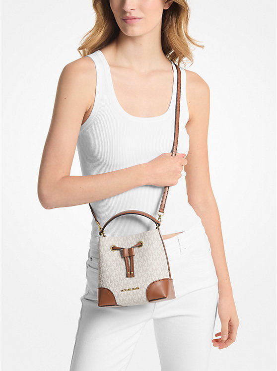 116 - MICHAEL KORS Mercer Small Logo Bucket Bag