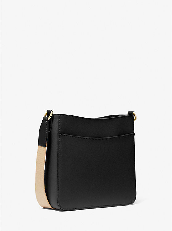 130 - MICHAEL KORS Jet Set Travel Small Messenger BaG