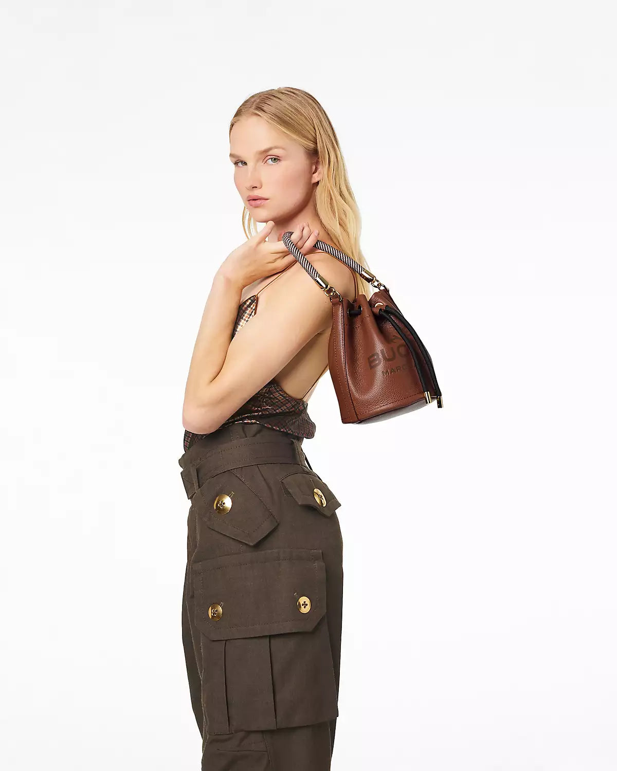 165 - MARC JACOBS The Leather Bucket Bag