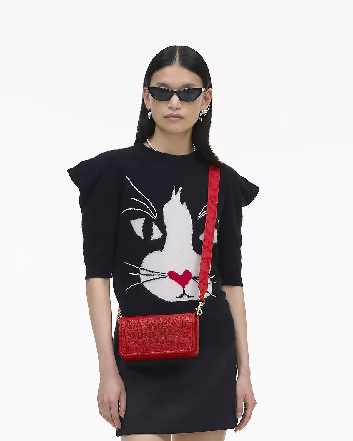 197 - MARC JACOBS The Leather Mini Bag