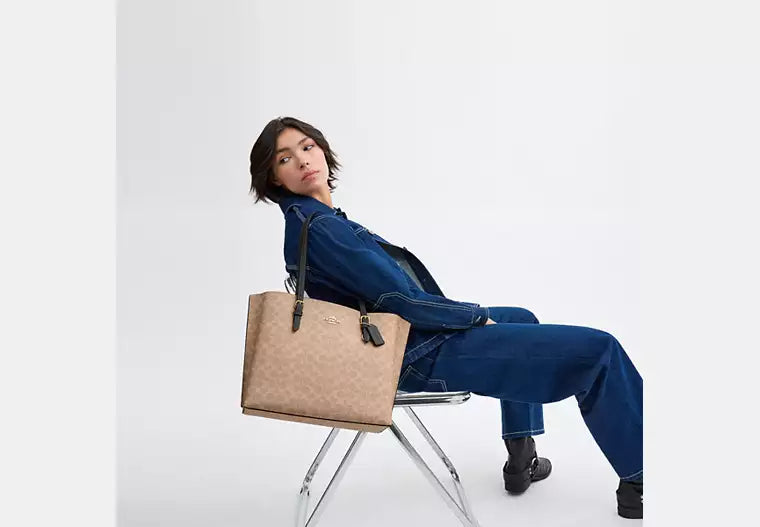 30 - SOBRE PEDIDO - COACH Mollie Tote Bag In Signature Canvas
