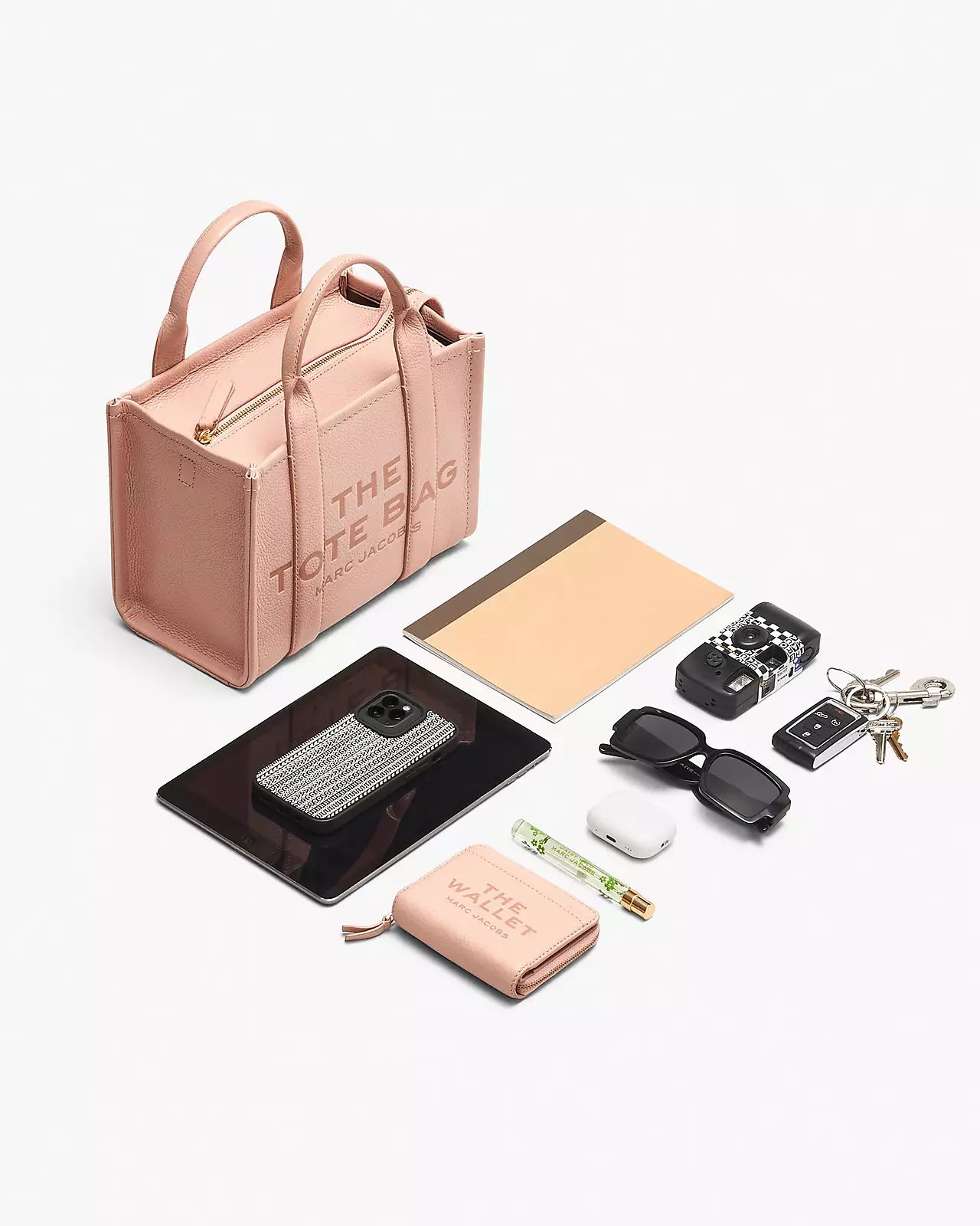 53 - SOBRE PEDIDO THE MARC JACOBS The Canvas Small Tote Bag