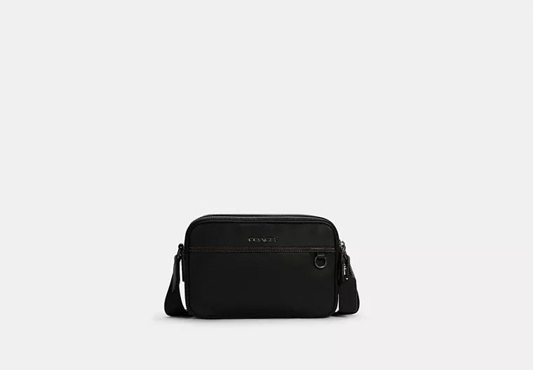 661 - COACH Graham Crossbody BaG