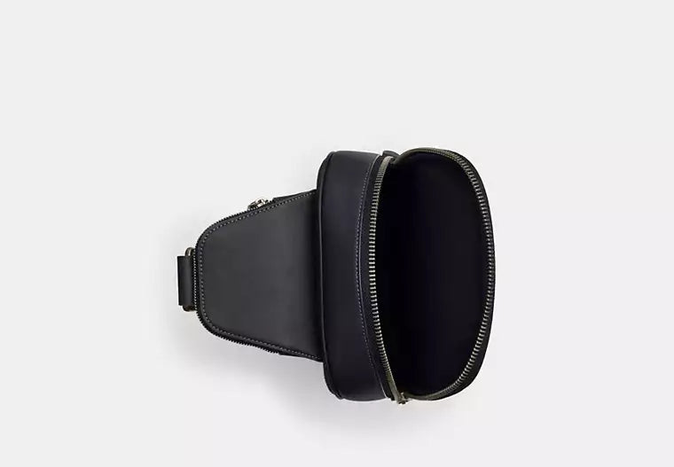 669 - COACH Ethan Pack In Signature Demin