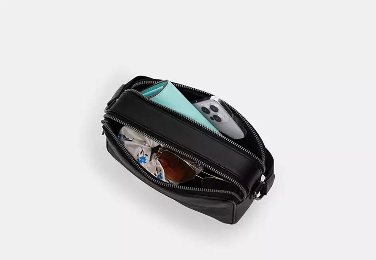 67 - ENTREGA INMEDIATA - COACH Graham Crossbody Bag