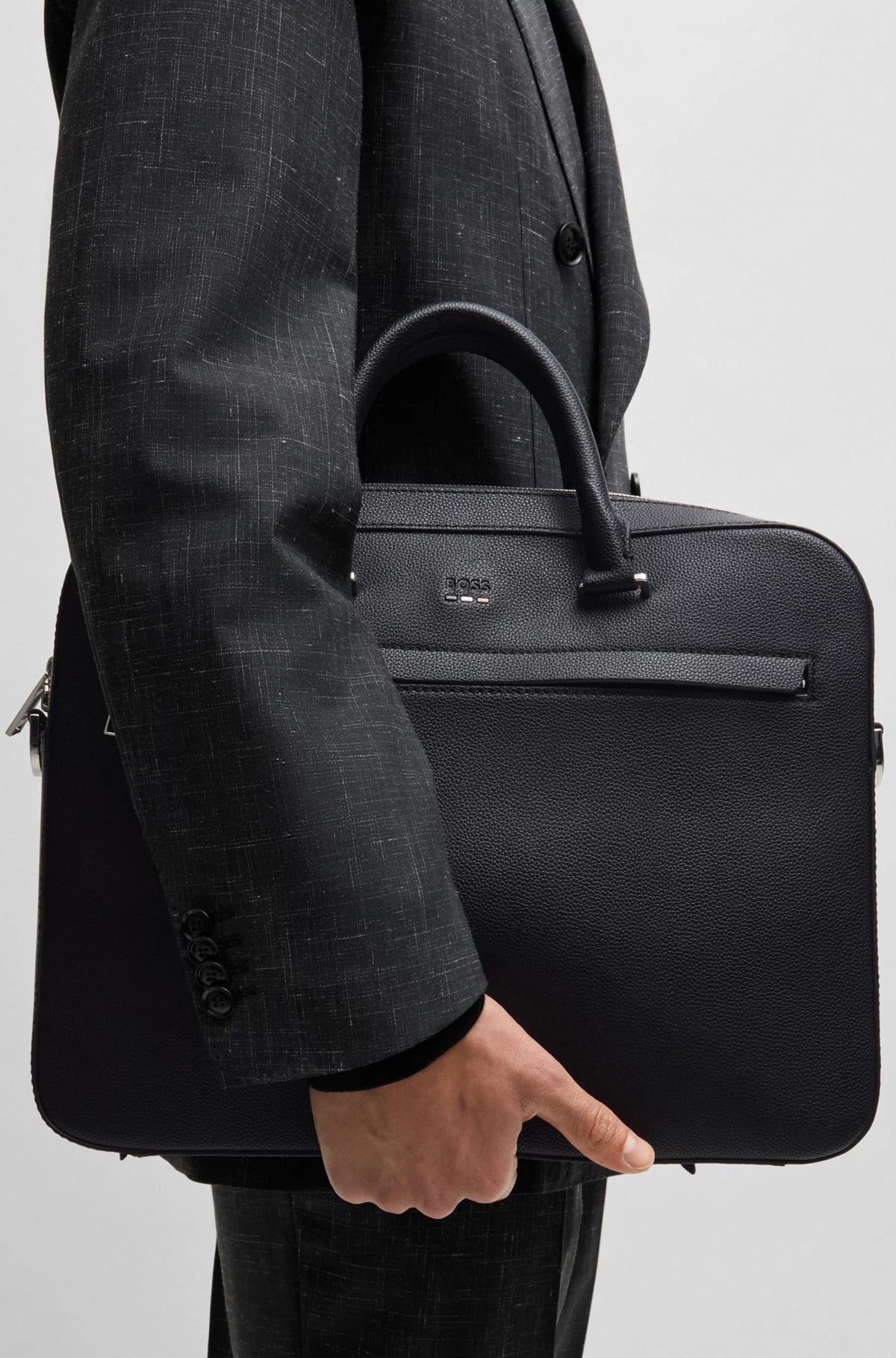 680 - HUGO BOSS Faux-leather document case with logo and signature stripe