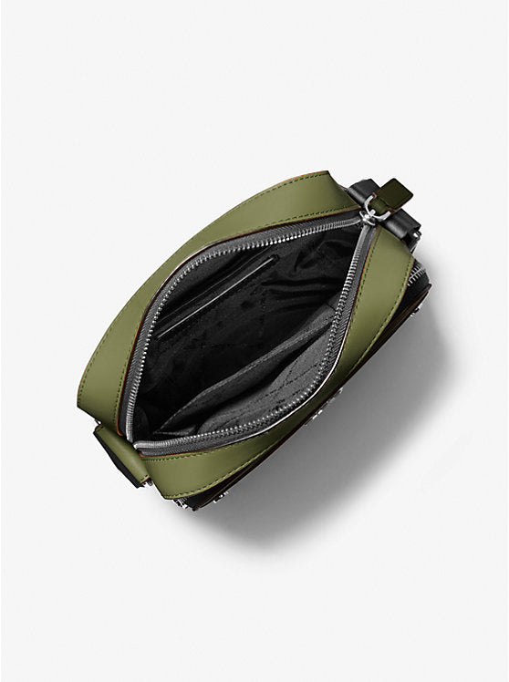 692 - MICHAEL KORS Rivington Leather Flight Bag
