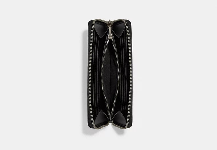 760 - COACH Accordion Wallet In Signature Leather