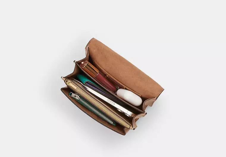 26 - SOBRE PEDIDO - COACH Mini Klare Crossbody Bag